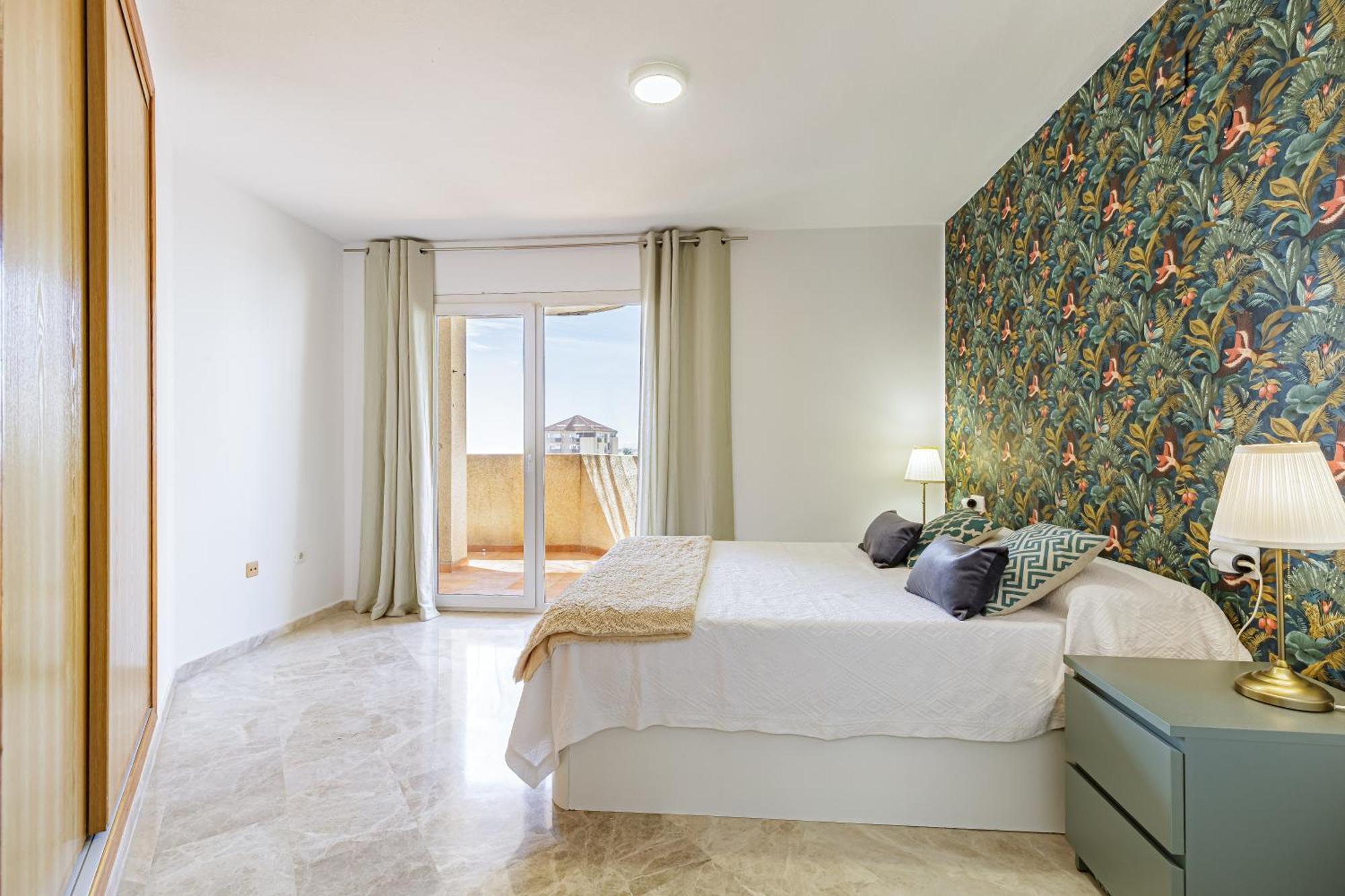 Oasis With Terrace And Sea Views With Rooftop Pool Torremolinos