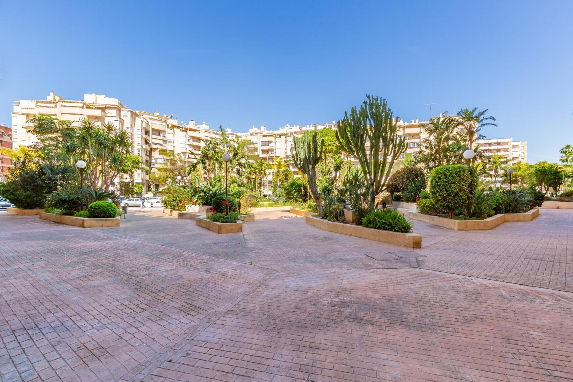 Apartamento Oasis With Terrace And Sea Views With Rooftop Pool