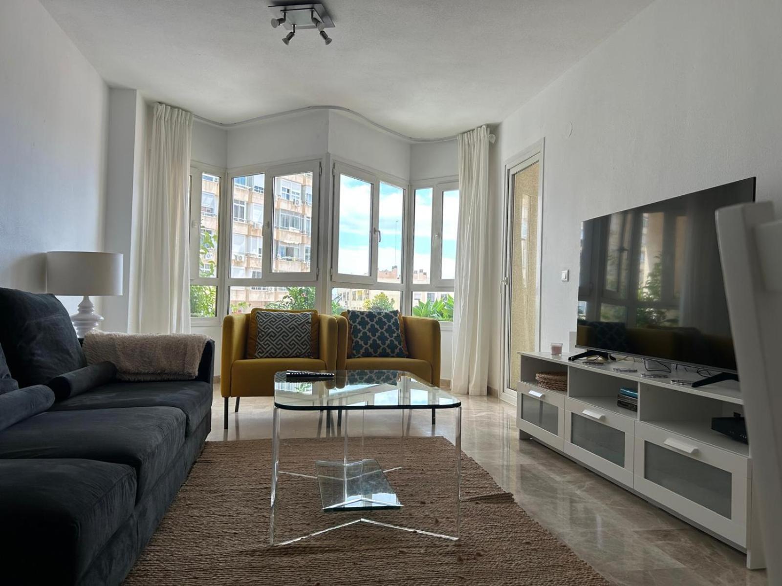 Apartamento Oasis With Terrace And Sea Views With Rooftop Pool